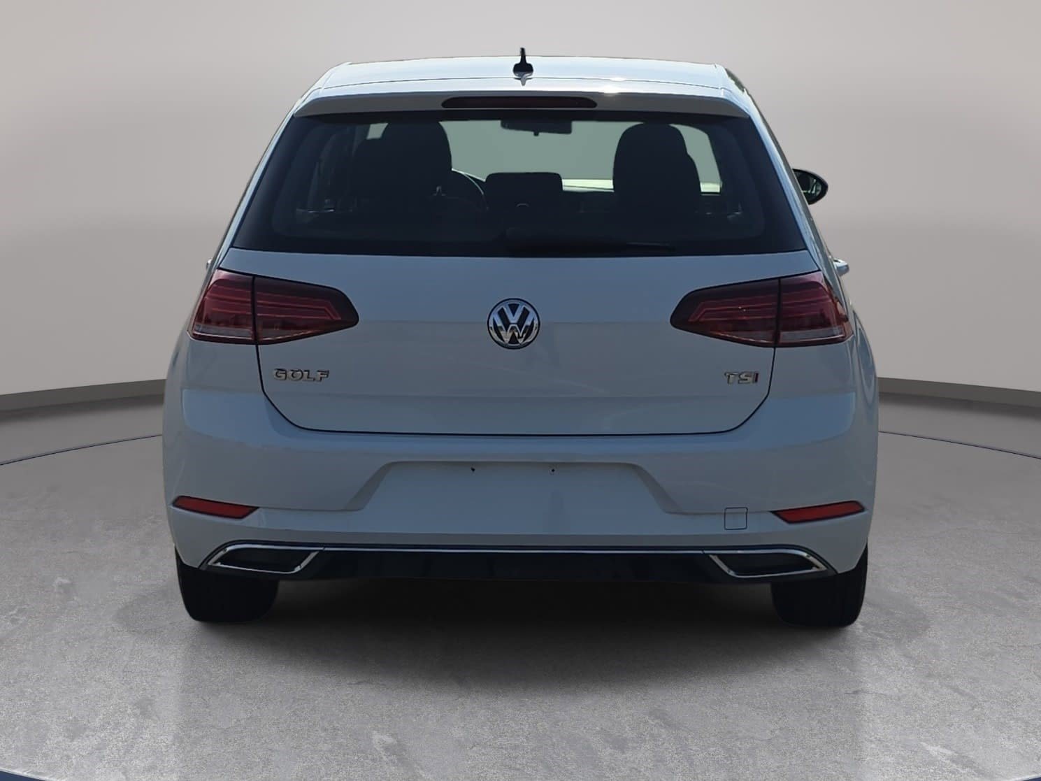 Used 2018 Volkswagen Golf S image 6