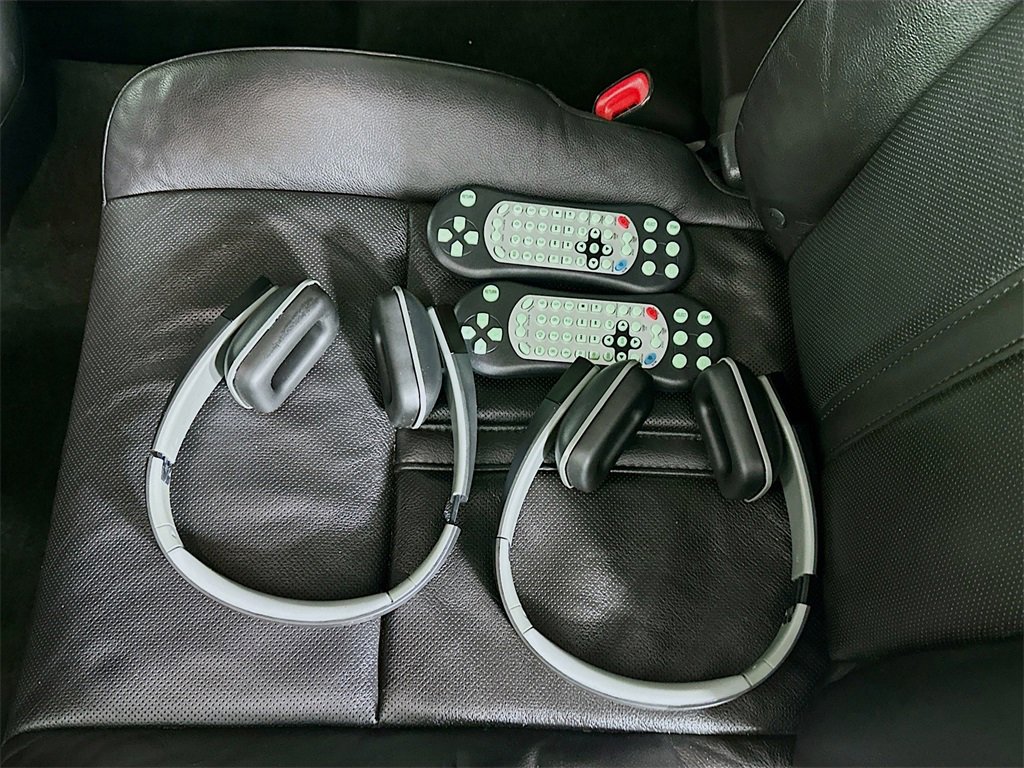 Used 2015 Lincoln MKT AWD w/ Equipment Group 201A image 39