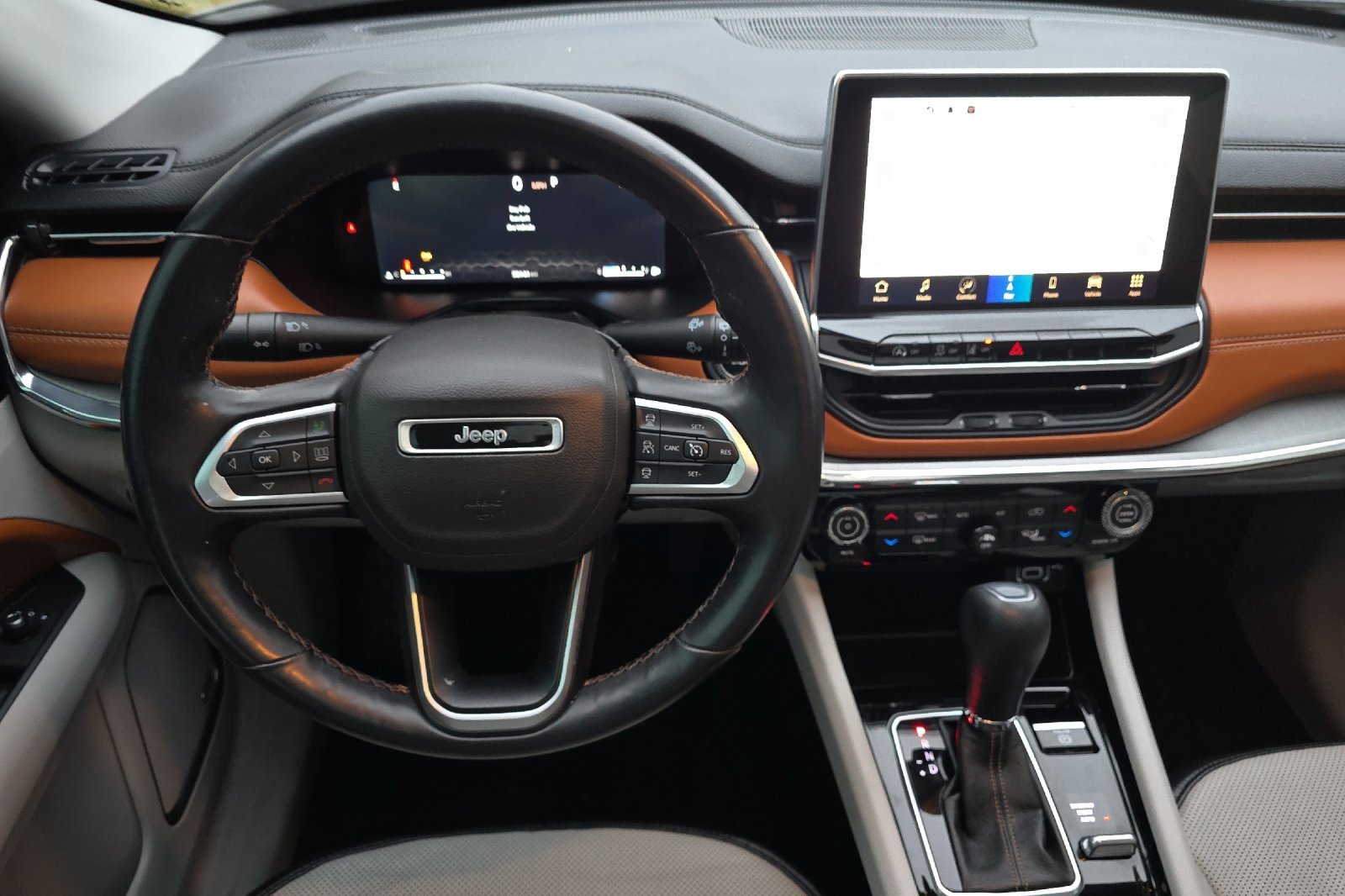 Used 2022 Jeep Compass Limited w/ Elite Group image 19