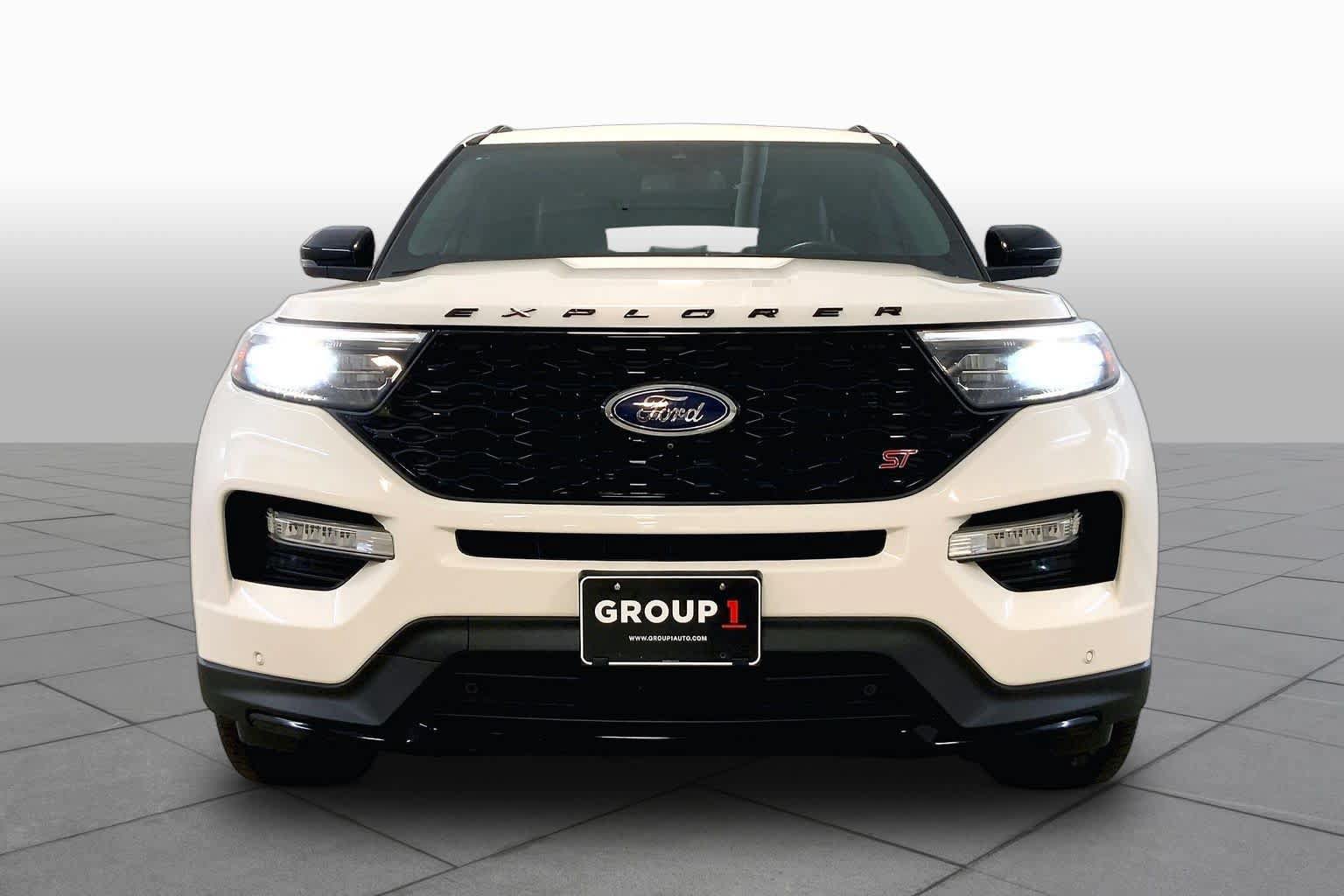 Used 2023 Ford Explorer ST w/ Equipment Group 401A AWD/4WD image 3