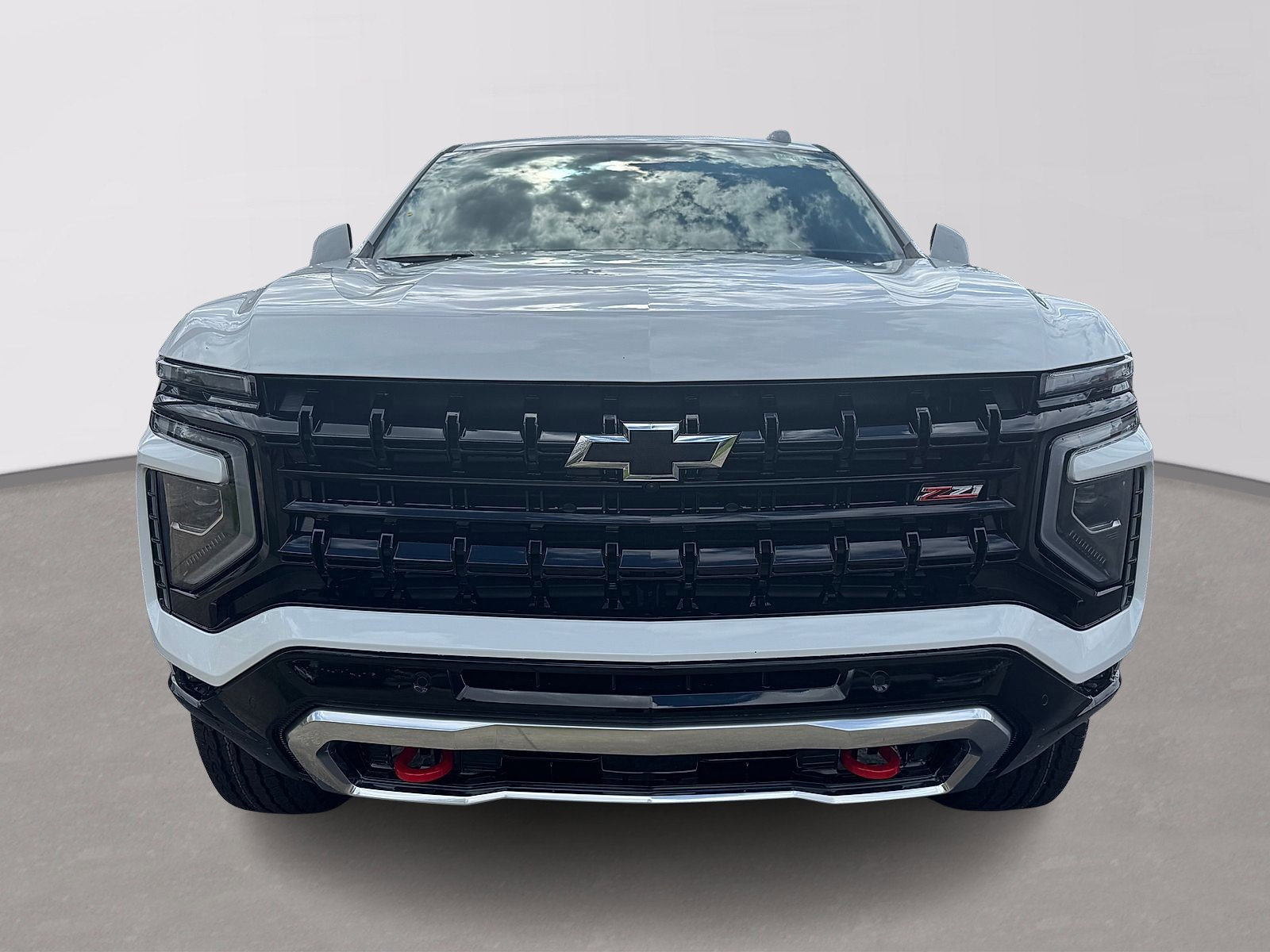 New 2026 Chevrolet Suburban Z71 w/ Comfort Package AWD/4WD image 2
