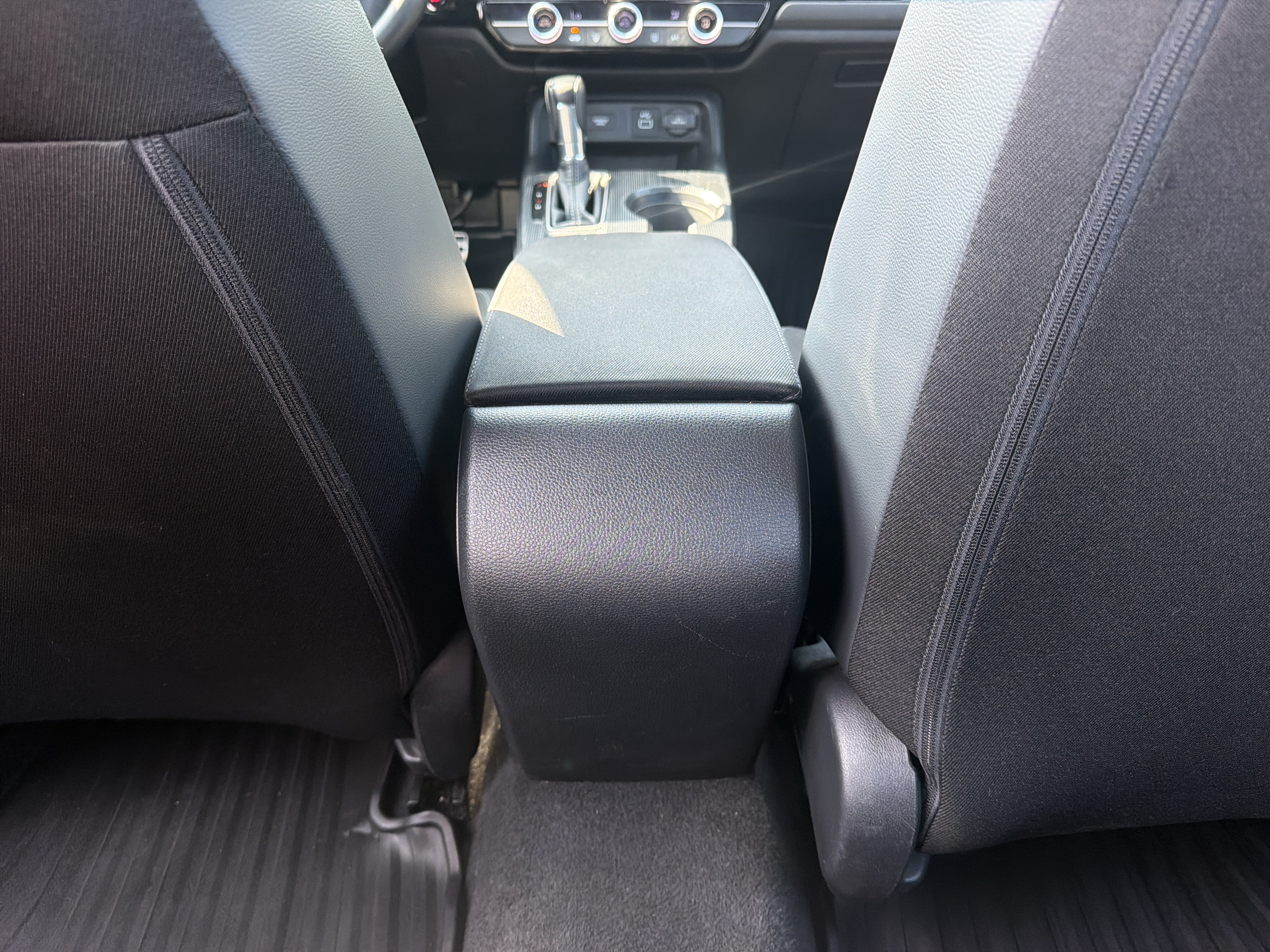 Used 2024 Honda Civic Sport image 28