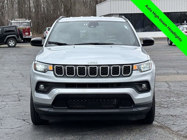 Used 2024 Jeep Compass Latitude image 29