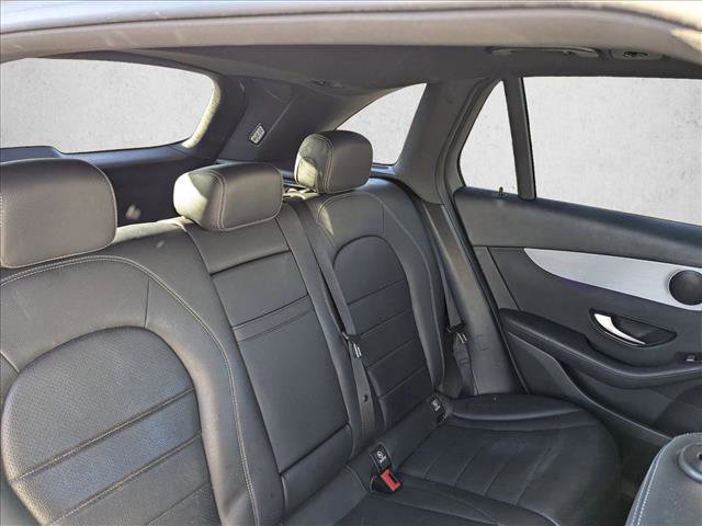 Used 2021 Mercedes-Benz GLC 300 4MATIC image 18
