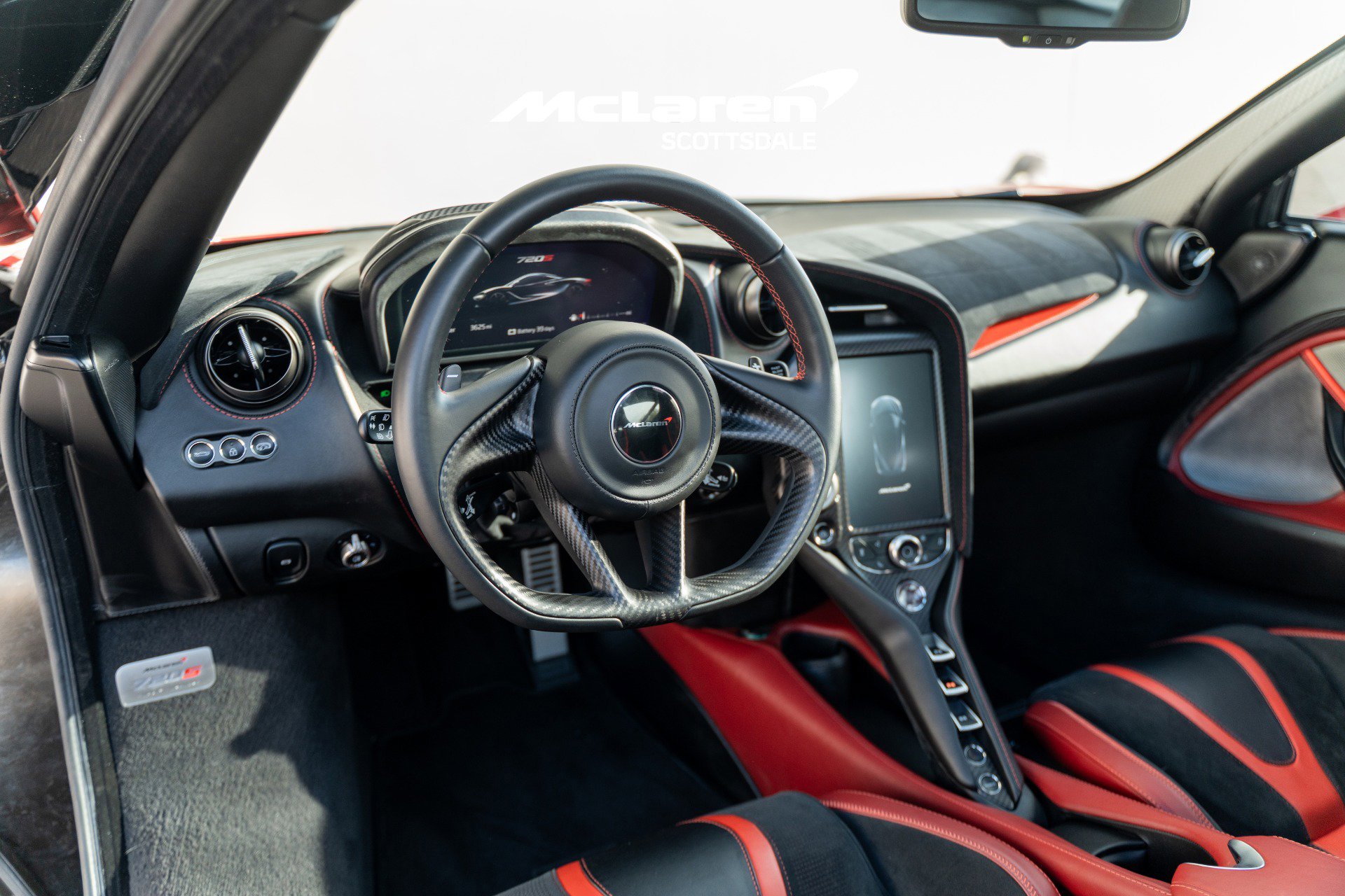Used 2018 McLaren 720S Performance RWD image 30