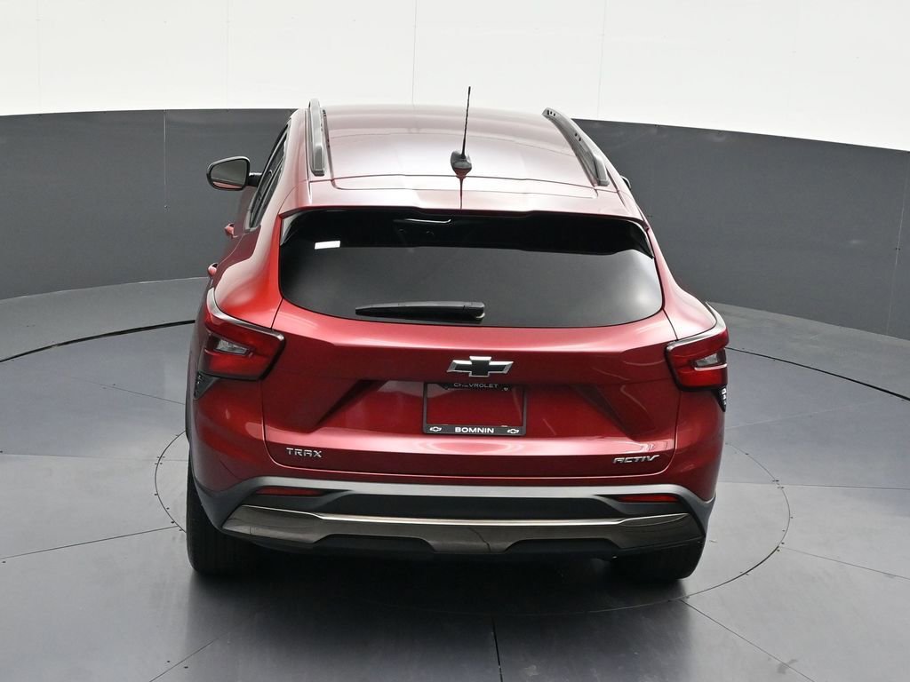 Used 2024 Chevrolet Trax ACTIV FWD image 18
