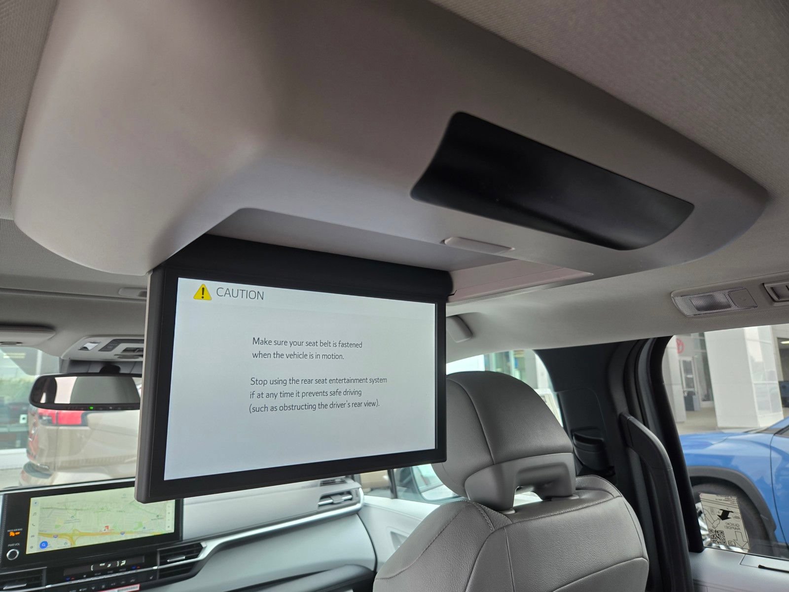 Used 2026 Toyota Sienna XLE FWD image 17