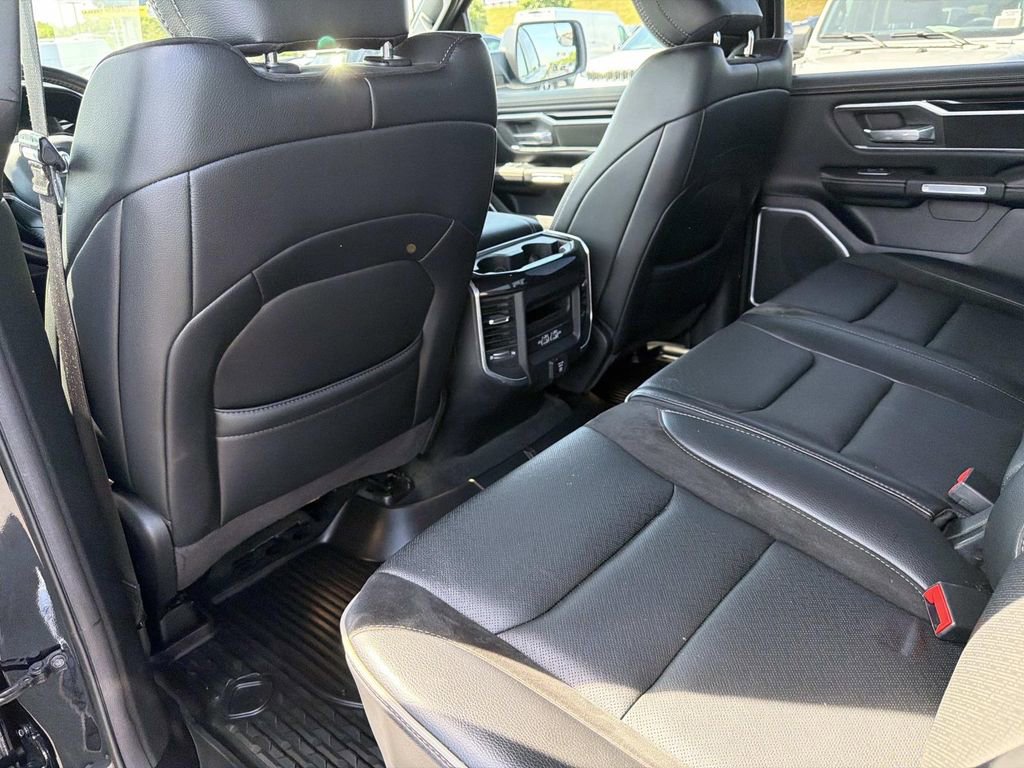 Used 2021 RAM 1500 Laramie w/ Sport Appearance Package AWD/4WD image 16
