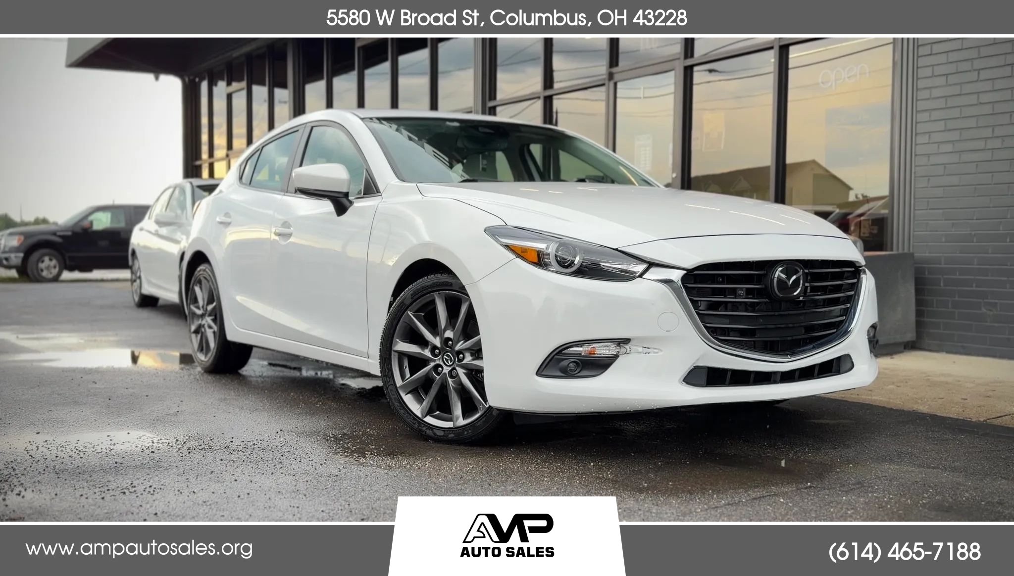 Used 2018 MAZDA MAZDA3 Grand Touring w/ Premium Equipment Package FWD image 1