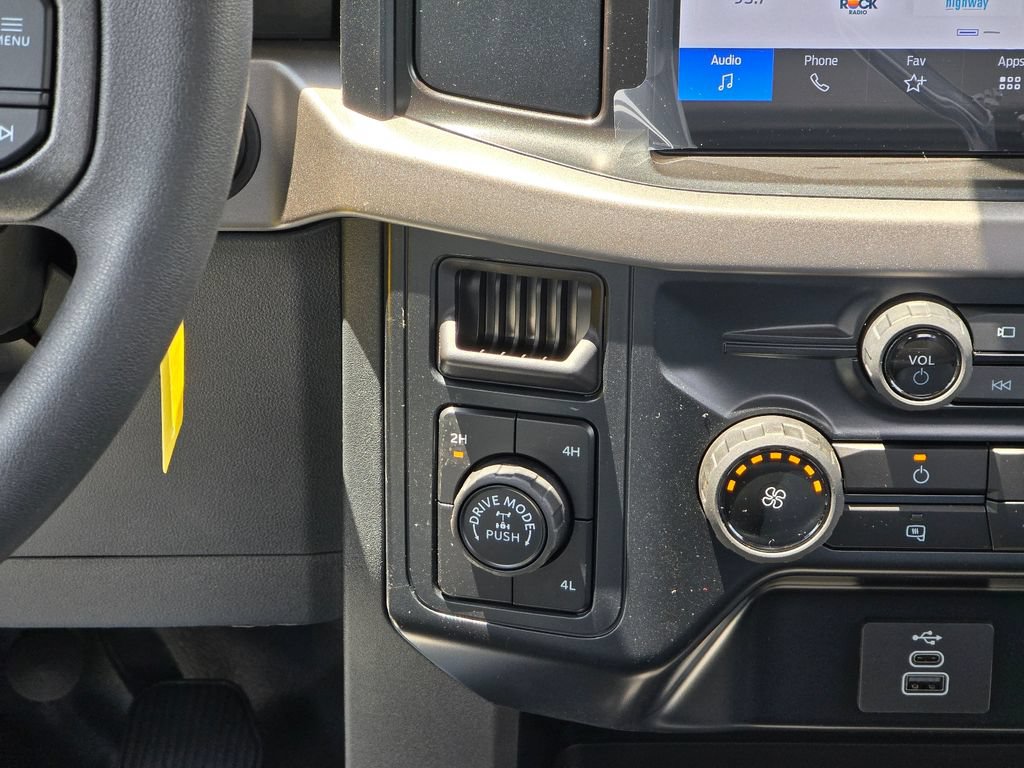 New 2026 Ford F150 XL AWD/4WD image 17
