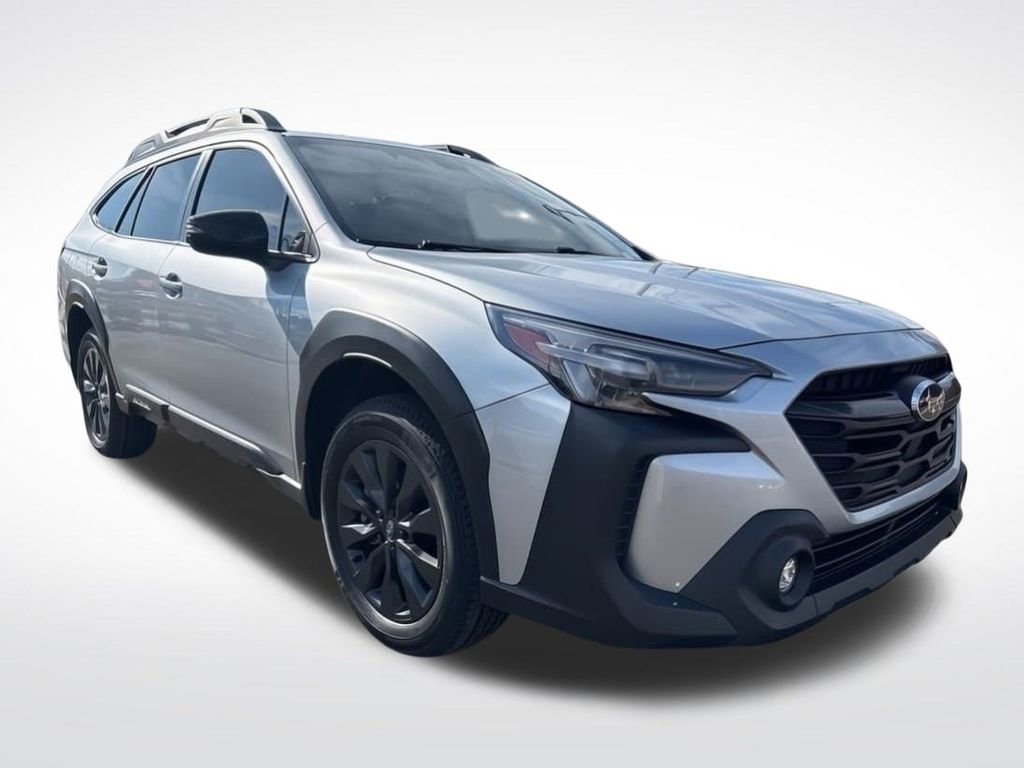 Used 2023 Subaru Outback Onyx Edition image 3