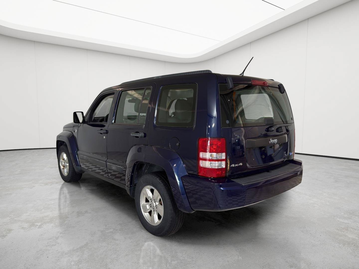 Used 2012 Jeep Liberty Sport AWD/4WD image 28