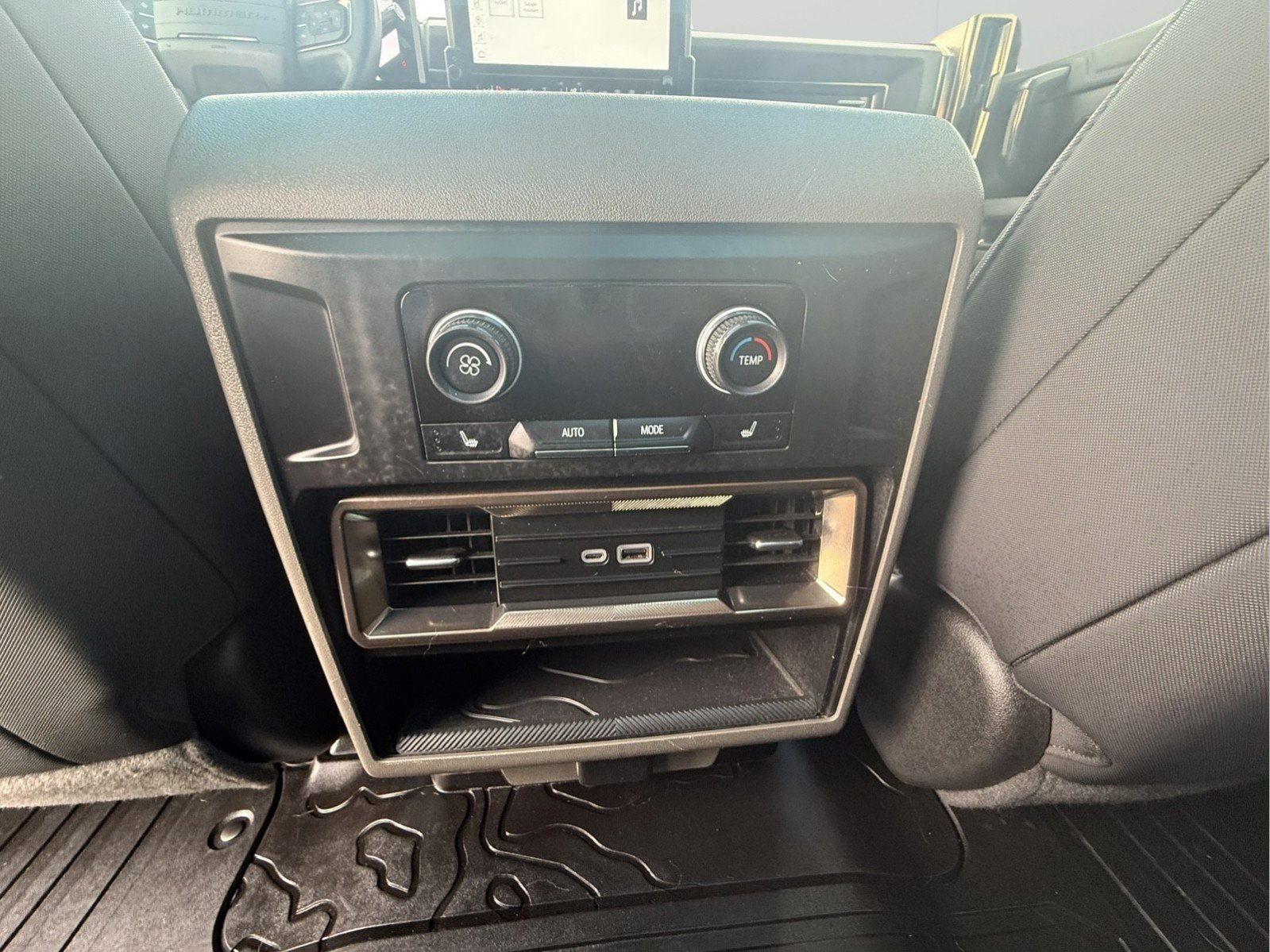 Used 2024 GMC Hummer EV 3X w/ LPO, Cargo Utility Package image 32