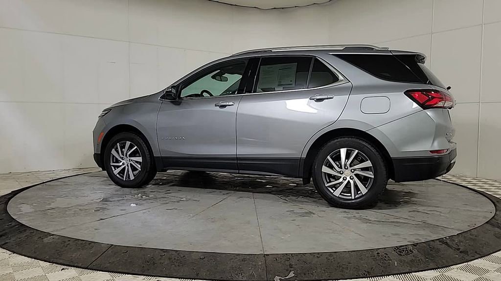 Used 2024 Chevrolet Equinox Premier image 4