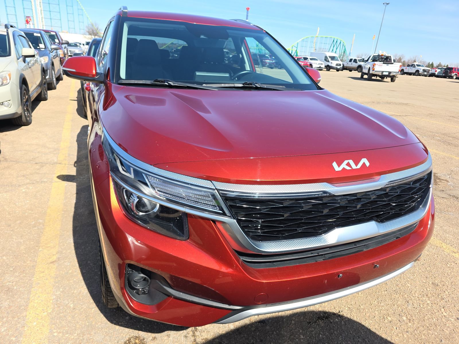 Used 2023 Kia Seltos S w/ Navigation Package image 2