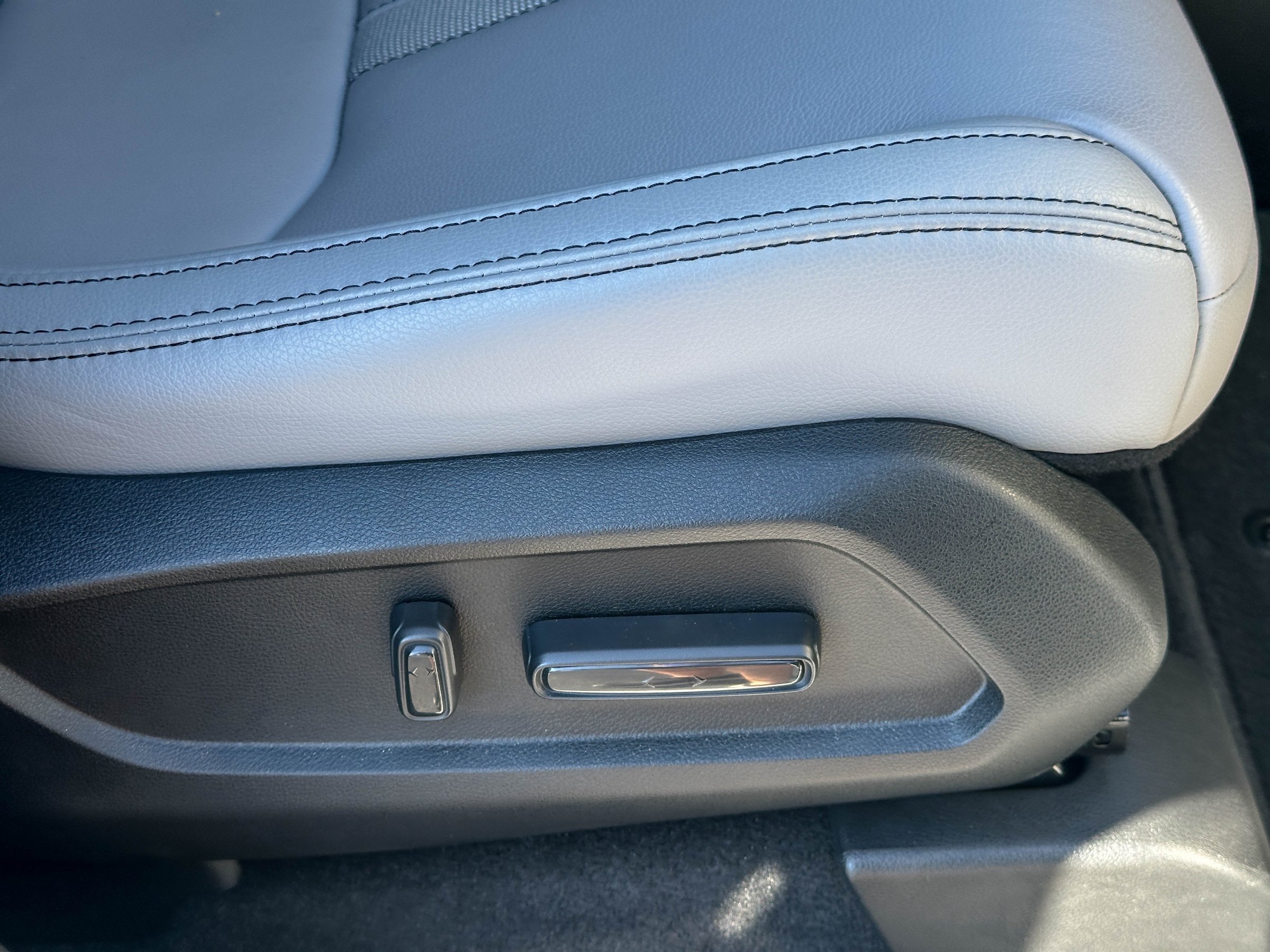 Used 2025 Honda Pilot Touring image 30