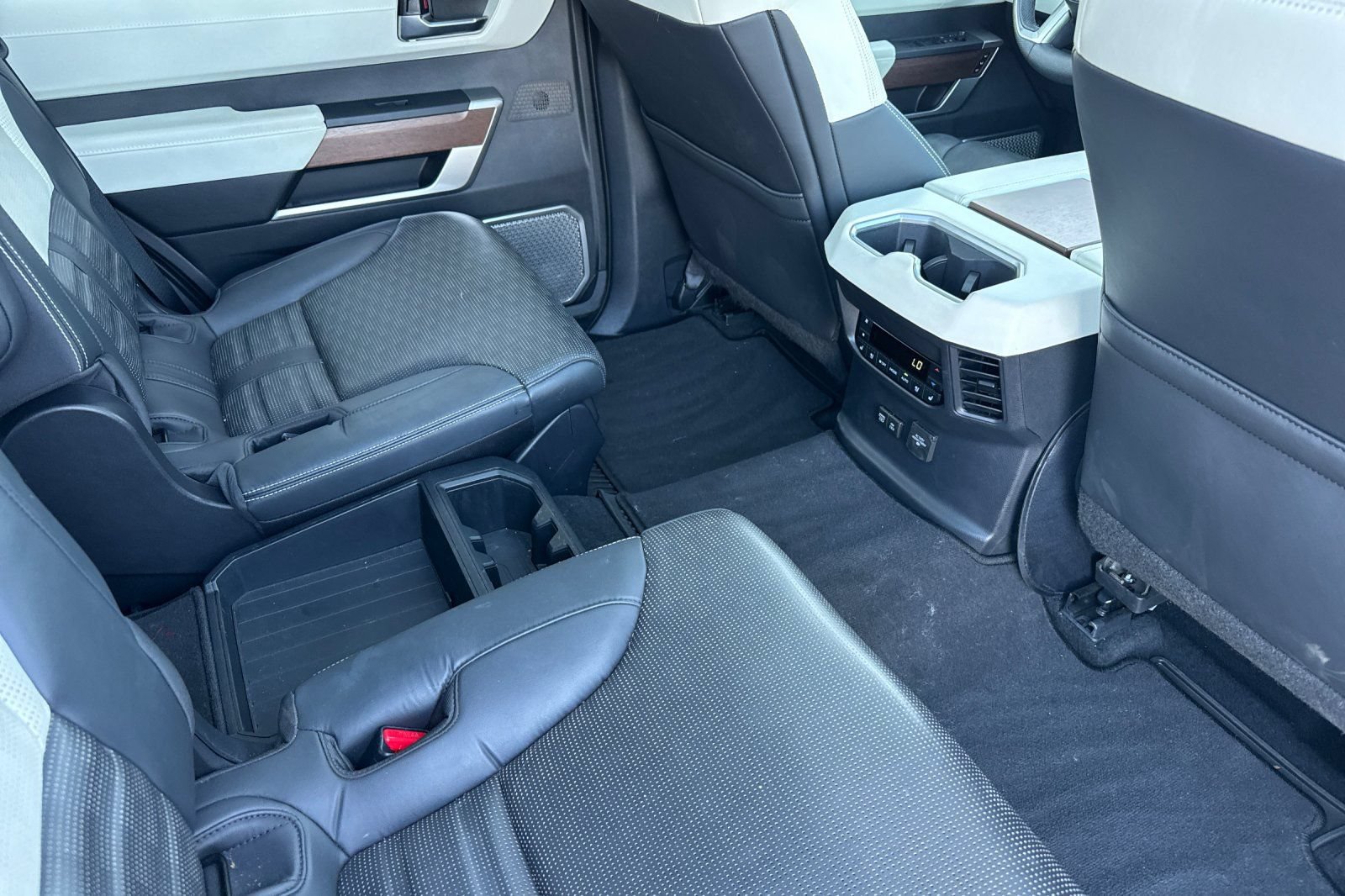 Used 2023 Toyota Sequoia Capstone AWD/4WD image 19