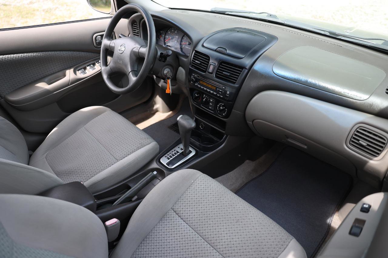 Used 2004 Nissan Sentra S FWD image 18