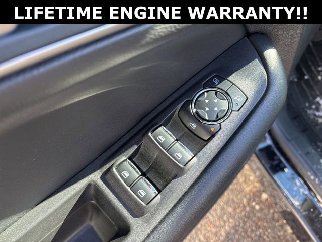 Used 2024 Ford Edge SEL image 12