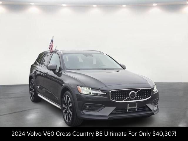 Used 2024 Volvo V60 B5 Cross Country Ultimate AWD/4WD image 1