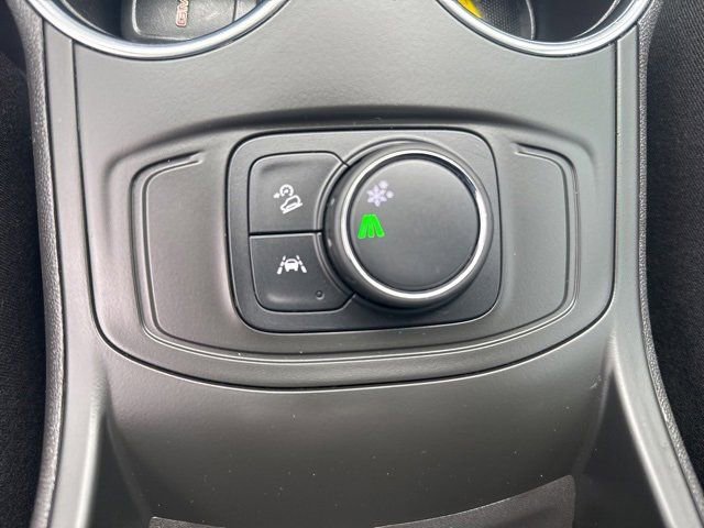 Used 2022 GMC Terrain SLE image 14