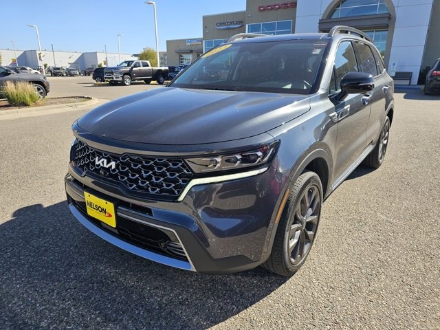 Used 2023 Kia Sorento SX Prestige image 2