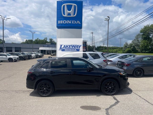 Used 2023 Honda HR-V Sport image 1
