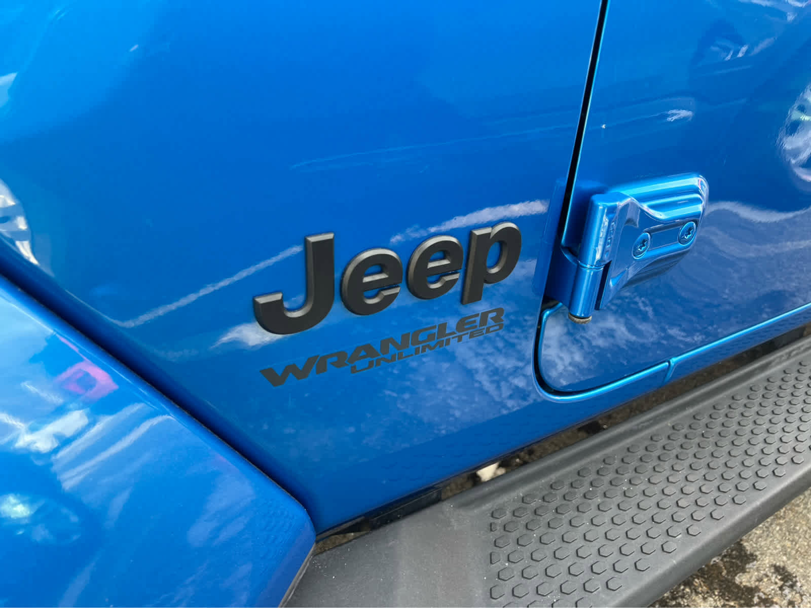 Used 2022 Jeep Wrangler Unlimited Sahara image 7