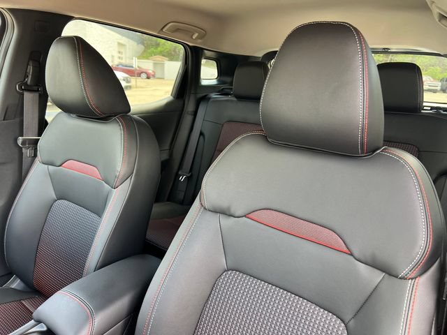 New 2026 Nissan Kicks SR w/ Cold Weather Package AWD/4WD image 9