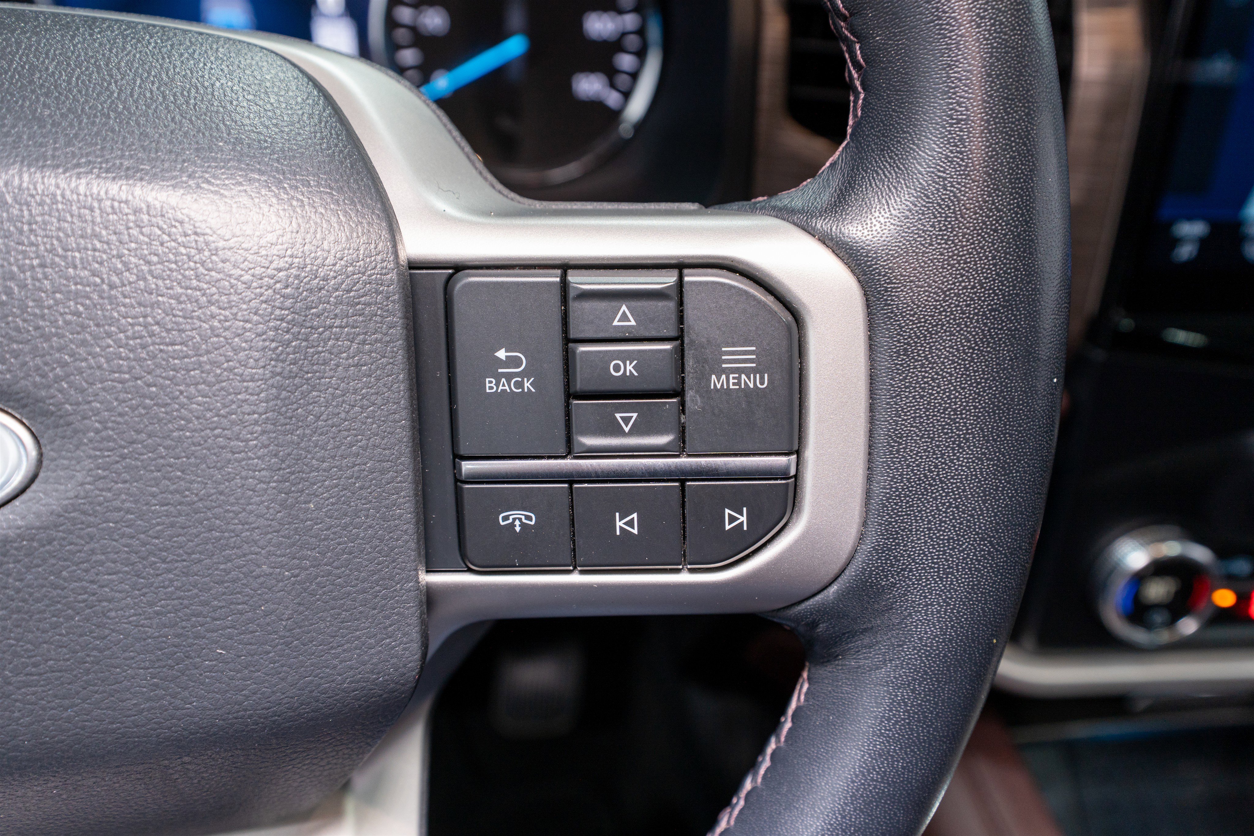 Used 2024 Ford Expedition Limited image 28