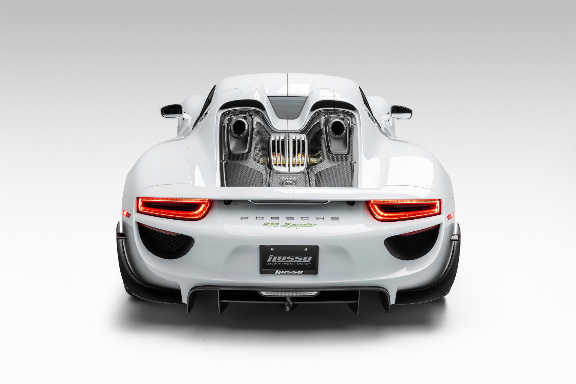 Used 2015 Porsche 918 Spyder AWD/4WD image 4
