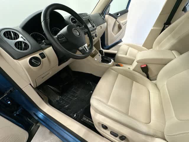 Used 2017 Volkswagen Tiguan Wolfsburg Edition AWD/4WD image 15