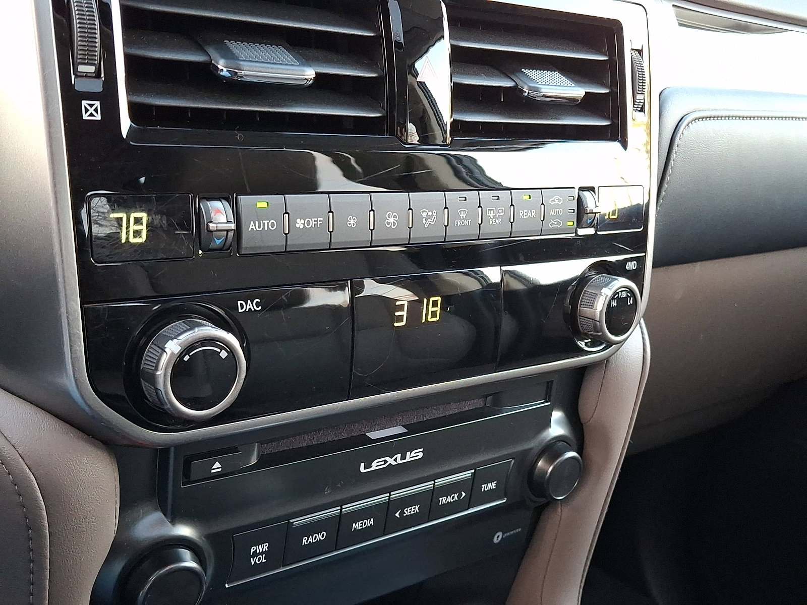 Certified 2023 Lexus GX 460 Premium image 18