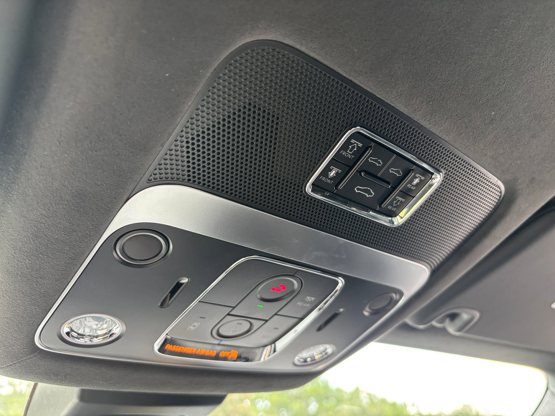 New 2025 Bentley Flying Spur Plug-In Hybrid image 52