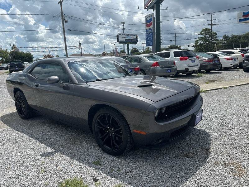 Used 2016 Dodge Challenger SXT w/ Blacktop Package RWD image 6