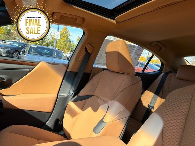 New 2025 Lexus ES 350 w/ Premium Package image 18