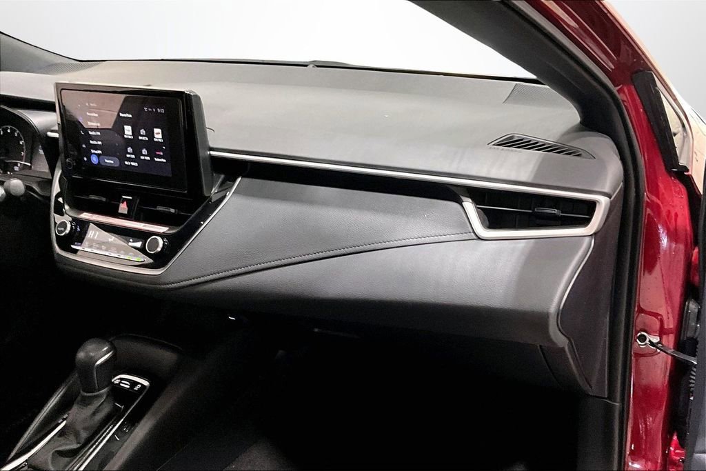 Used 2025 Toyota Corolla SE image 26