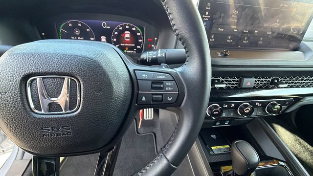 Used 2025 Honda Accord Sport image 28