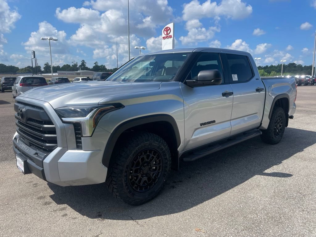 New 2026 Toyota Tundra SR5 AWD/4WD image 3
