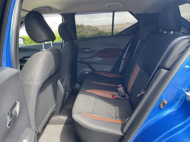 Used 2023 Nissan Kicks SR FWD image 23