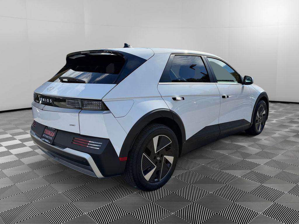 New 2026 Hyundai Ioniq 5 SE image 7