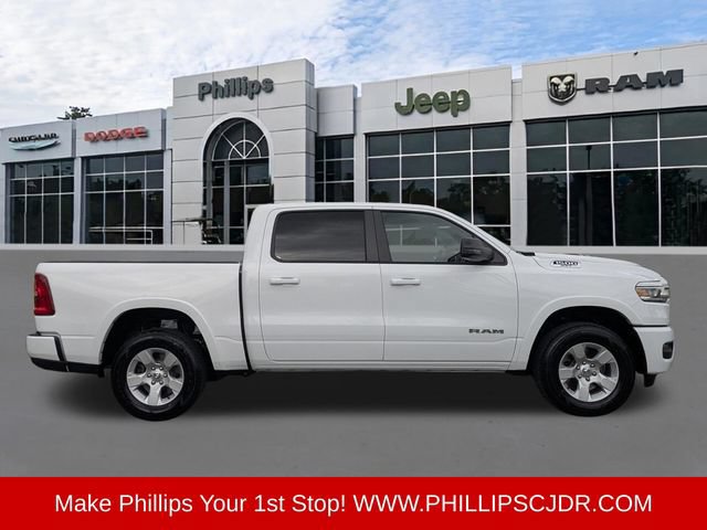 Used 2025 RAM 1500 Big Horn AWD/4WD image 2