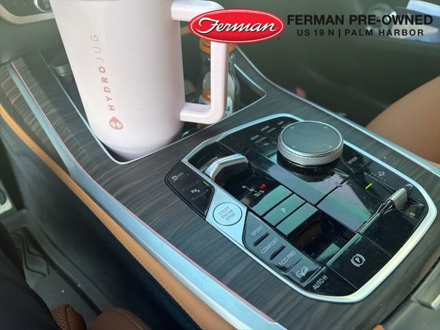 Used 2026 BMW X7 xDrive40i w/ M Sport Package image 11