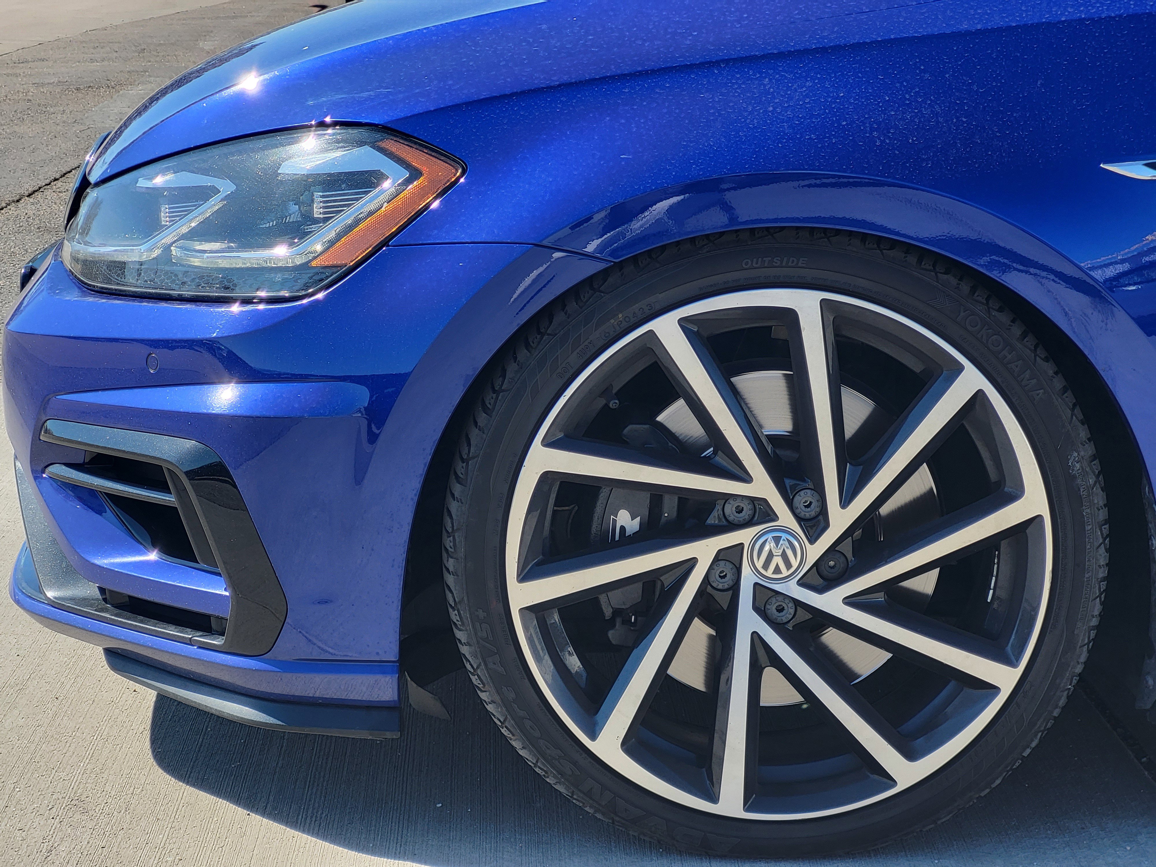 Used 2018 Volkswagen Golf R DCC & Navigation 4Motion image 17