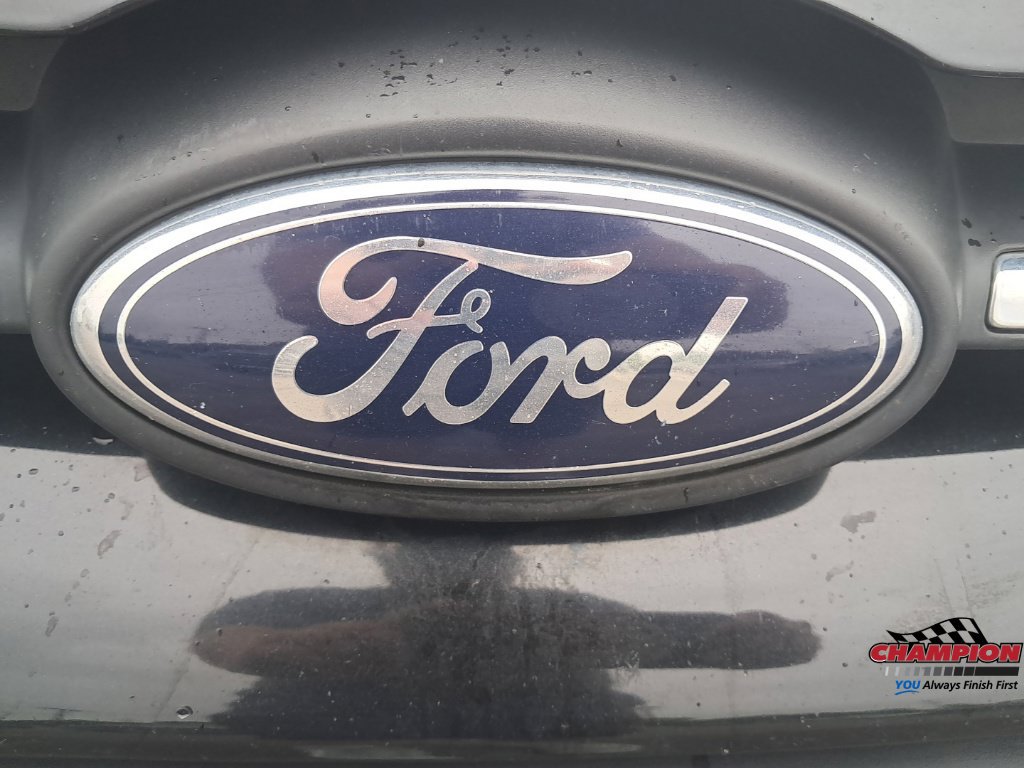 Used 2013 Ford Focus SE w/ SE Winter Pkg FWD image 24