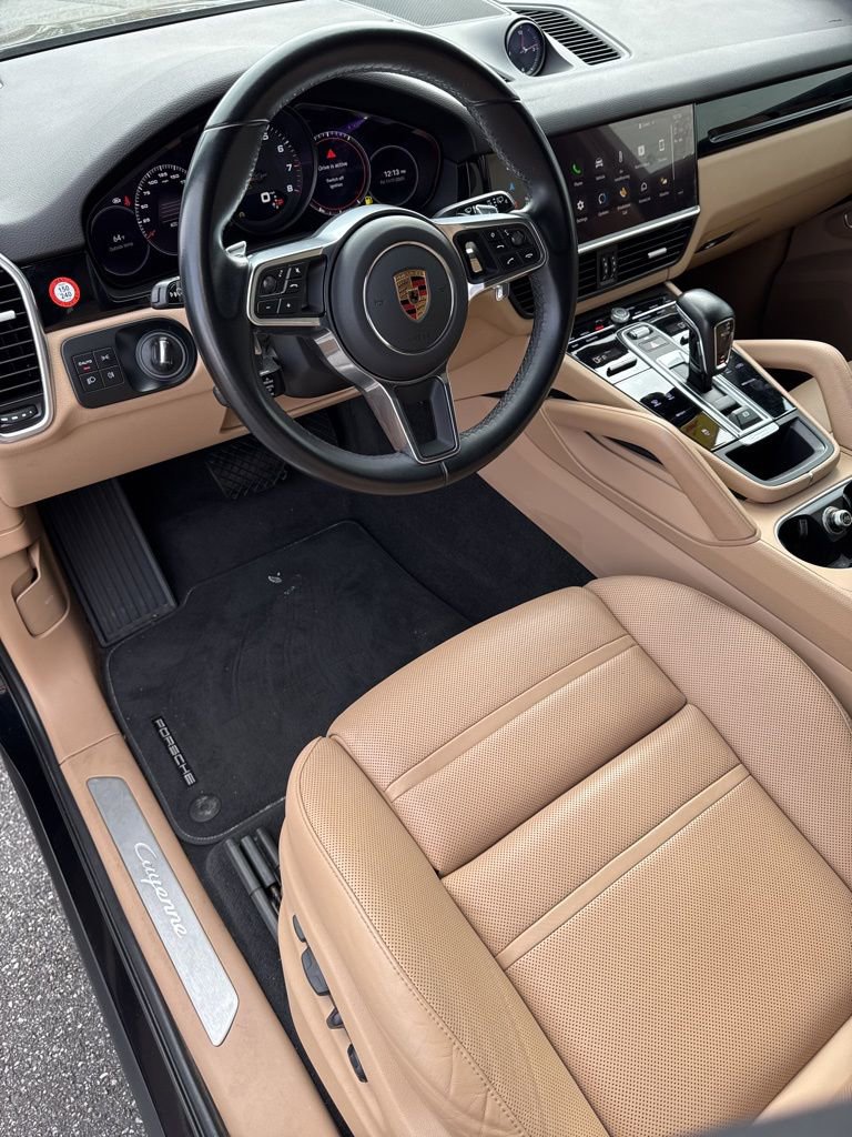 Used 2023 Porsche Cayenne image 29