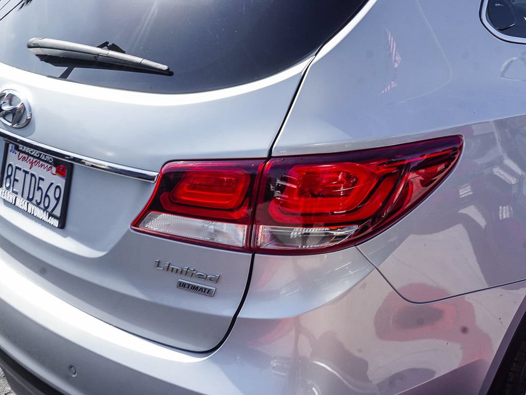 Used 2018 Hyundai Santa Fe Limited FWD image 7