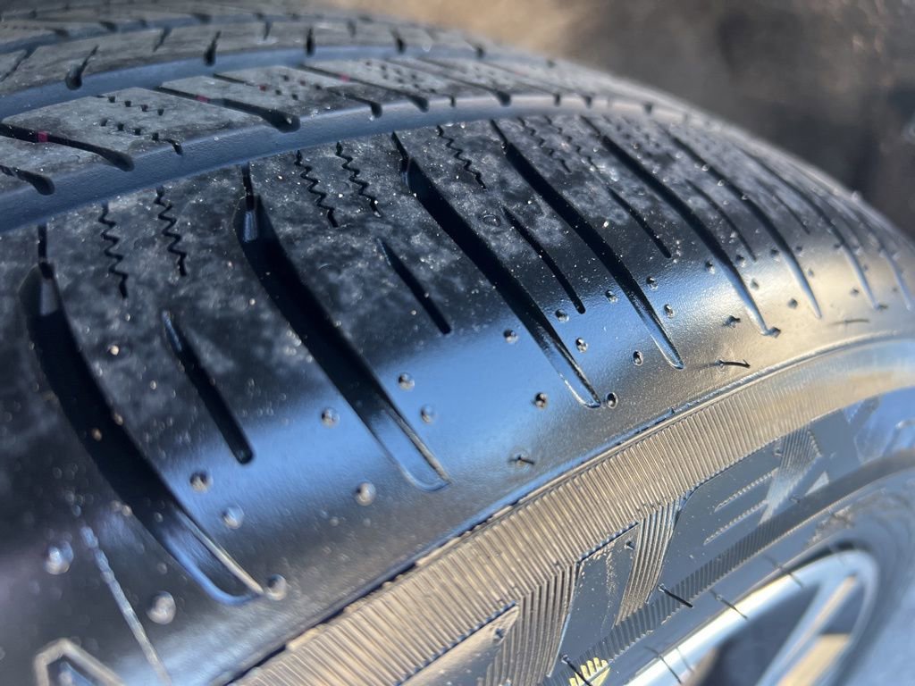 Used 2024 MAZDA CX-90 Plug-In Hybrid w/ Premium Pkg image 9