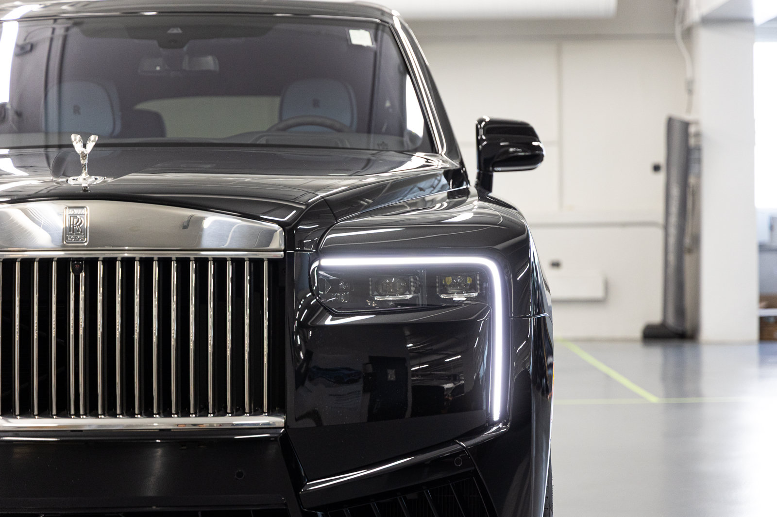 New 2027 Rolls-Royce Cullinan AWD/4WD image 9