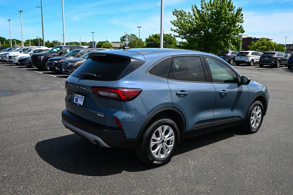 Certified 2025 Ford Escape Active w/ Cold Weather Package AWD/4WD image 5